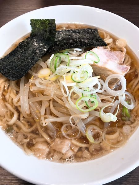 「背脂煮干醤油らーめん(大盛)¥900」@麺処 遊 蕨店の写真