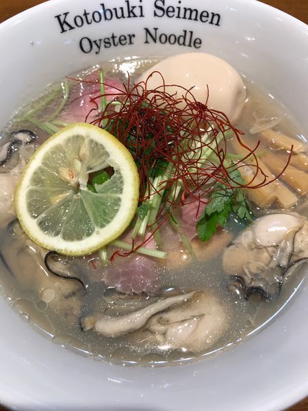 「カキそば＋味玉」@寿製麺よしかわ 川越店の写真