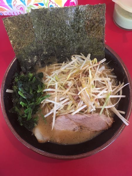 「ネギラーメン」@家系ラーメン 王道の写真