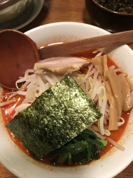 「赤百歩ラーメン+モヤシトッピング 850円」@百歩ラーメン 南浦和店の写真