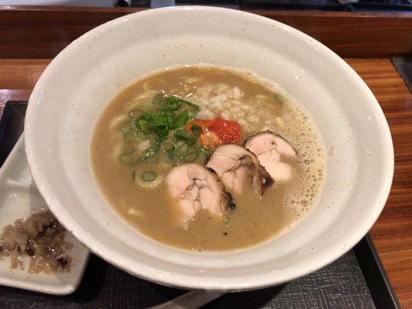 「鶏煮干しらぁめん（醤油）」@麺や いま村の写真