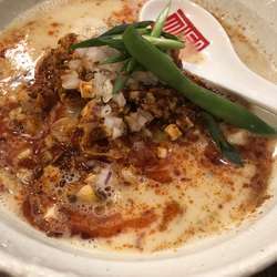 鶏坦湯らぁめん