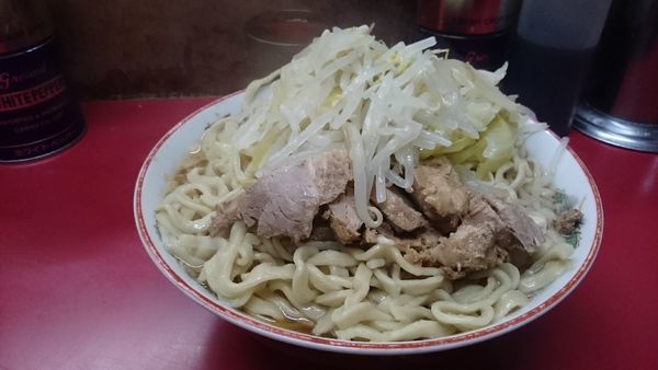 「大豚ダブル(ヤサイ)￥８００」@ラーメン二郎 目黒店の写真