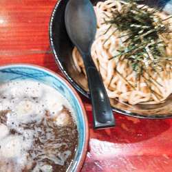 ベジ豚骨魚介つけ麺（770円）