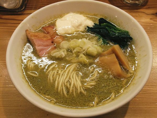 「【限定】牡蠣ボナーラらーめん（950円）」@らーめん いつ樹 本店の写真