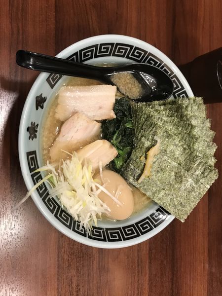 「格ラーメン」@助格家 聖蹟桜ヶ丘店の写真