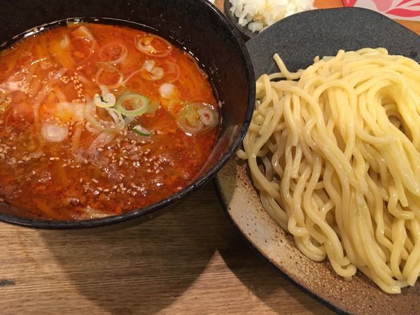 「辛味味噌つけ麺 大盛」@つけ麺屋 やすべえ 新宿店の写真