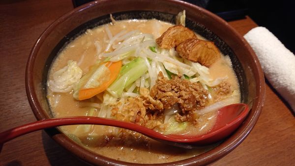 「北海道味噌　野菜ラーメン(874円)」@麺場 田所商店 池上店の写真