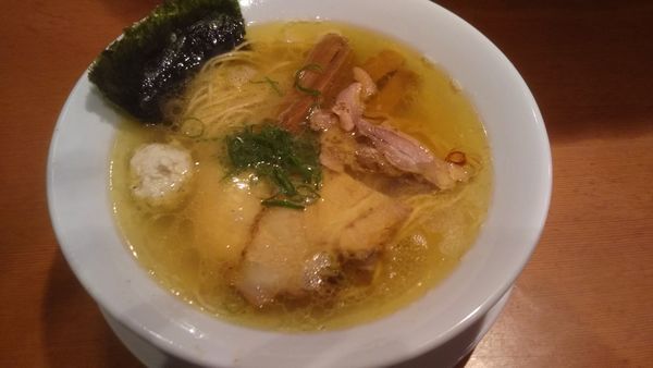 「塩ラーメン 700円」@自家製麺 えなみの写真