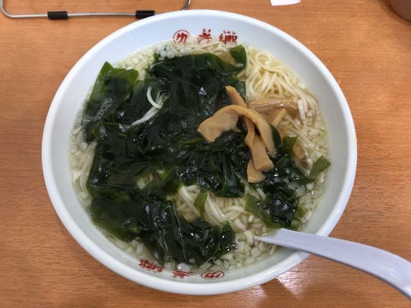 「タンメン(600円)+餃子(450円)」@老郷 本店の写真