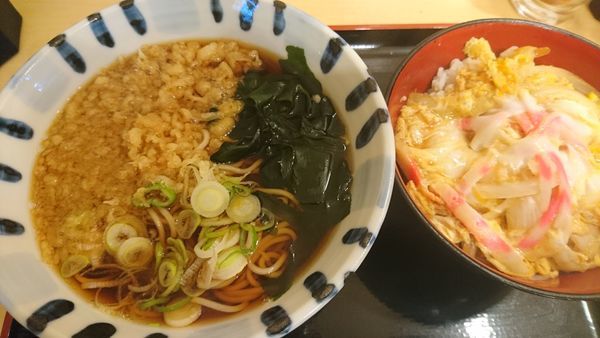 「ミニ玉子丼セット」@そば新 御茶ノ水店の写真