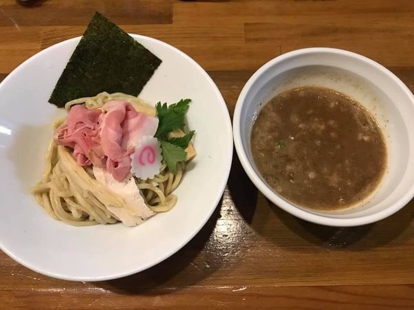 「濃厚煮干つけ麺」@馳走麺 狸穴の写真