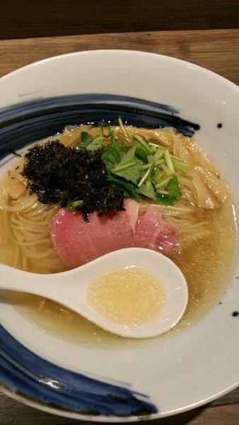 「塩らーめん」@麺屋 翔 みなとの写真