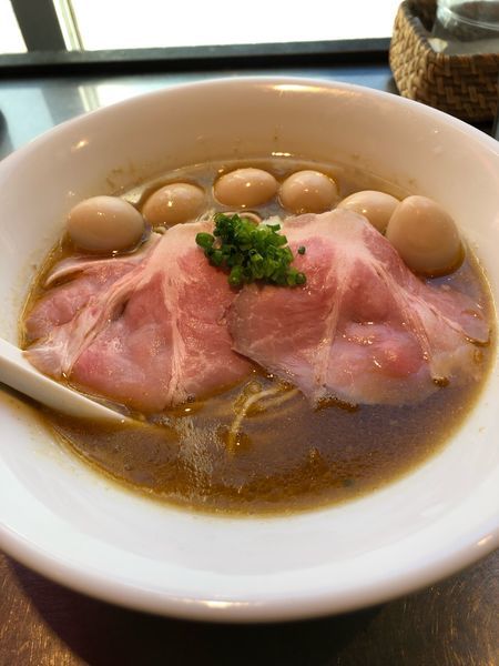 「新・痛風上等ら〜めん＋ウズラ＋SP玉＋サービス」@さんじの写真