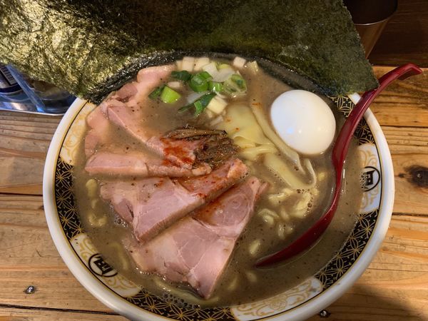「すごい煮干ラーメン1200円」@すごい煮干ラーメン凪 新宿ゴールデン街店 本館の写真