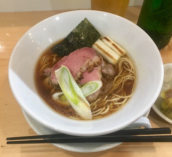 「鴨醤油そば【限定】1000円」@麺屋BISQの写真