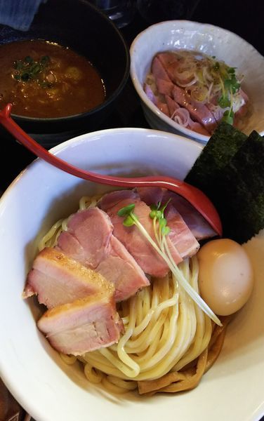 「特製つけ麺（中）＋塩ぶた丼」@麺処 夏海の写真