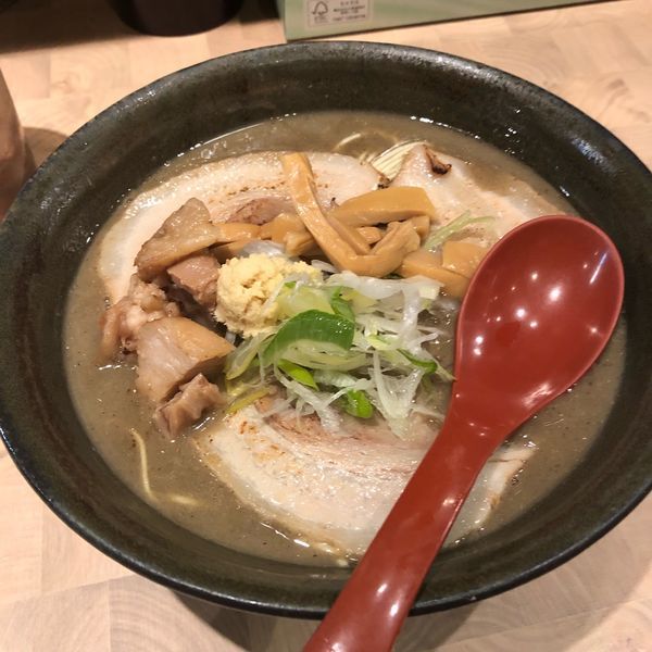 「にぼしラーメン」@にぼしらーめん88の写真