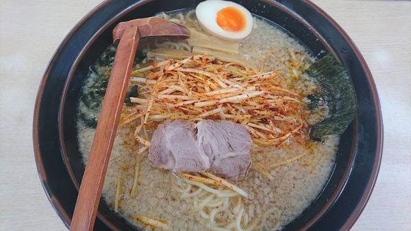 「辛ネギラーメン、中、固め」@ラーメン青木亭 せんげん台店の写真