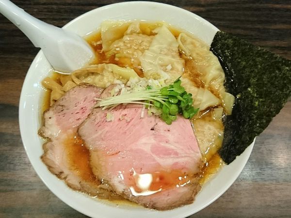 「ワンタン麺」@稲荷屋の写真