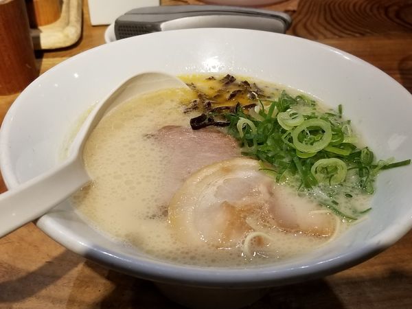 「白丸元味＋ねぎ」@一風堂 高田馬場店の写真