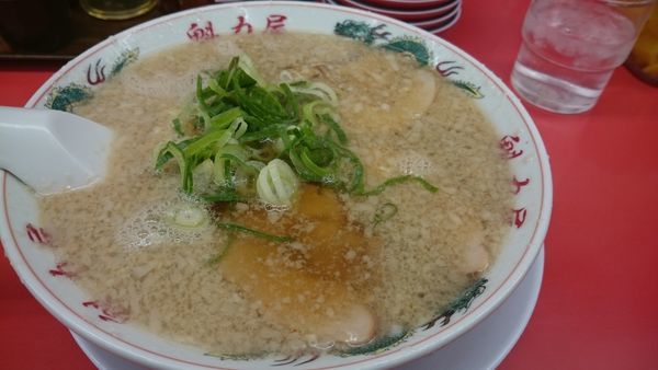 「特製醤油ラーメン（700円くらい？）」@ラーメン魁力屋 五反田店の写真
