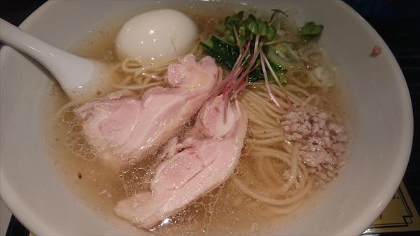 「塩生姜らー麺味玉」@塩生姜らー麺専門店 MANNISHの写真