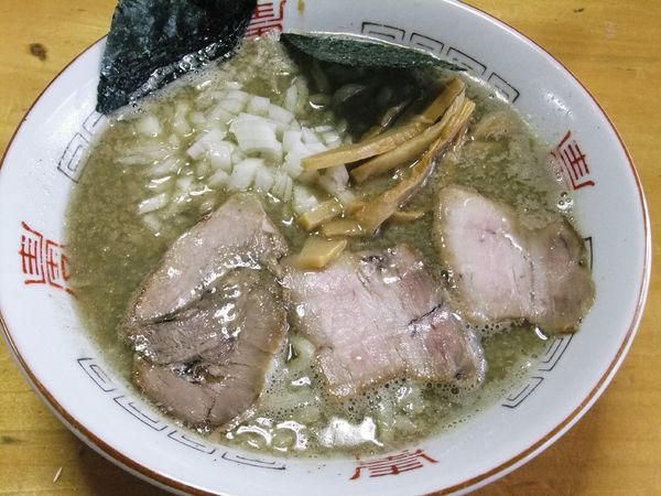 「背脂煮干中華（650円）」@福島屋の写真