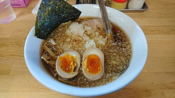 「薬味(玉ねぎ)ラーメン」@元祖敏々亭 びんびん 高尾店の写真