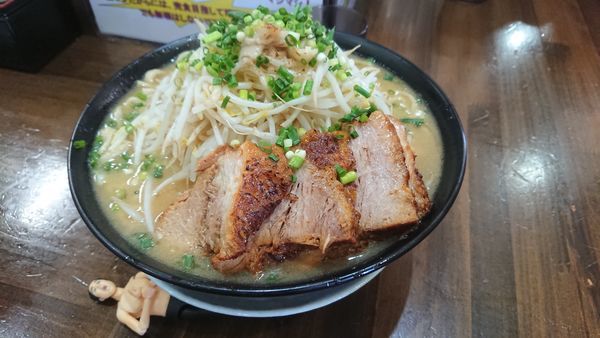 「塩ラーメン820円+豚2枚150円」@ラーメン 富次郎の写真