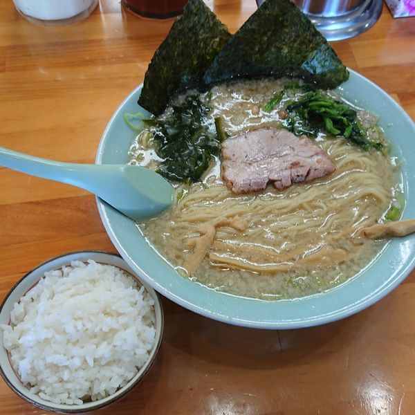 「醤油こってり」@ラーメンショップ 足利50号店の写真