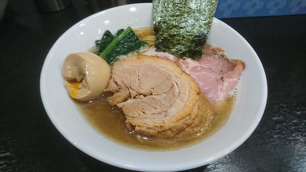 「特製煮干しそば」@陽はまたのぼるの写真