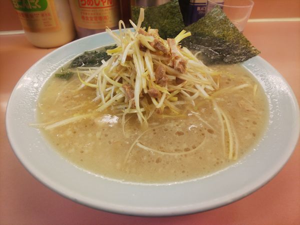 「ネギラーメン700円」@ラーメンショップ椿 新奥多摩街道店の写真
