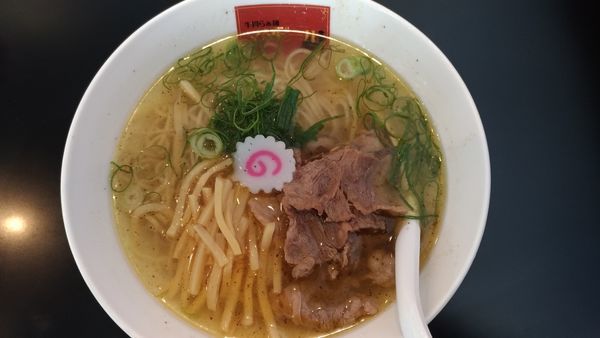 「黄金の鶏塩 中華そば」@牛骨らぁ麺マタドール ANNEXの写真