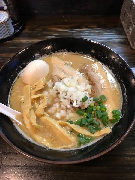 「とりそば（醤油）750円 + 稲葉盛り200円」@麺堂 稲葉 Kuki styleの写真