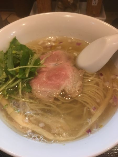 「塩煮干しラーメン」@ラーメン愉悦処 似星の写真