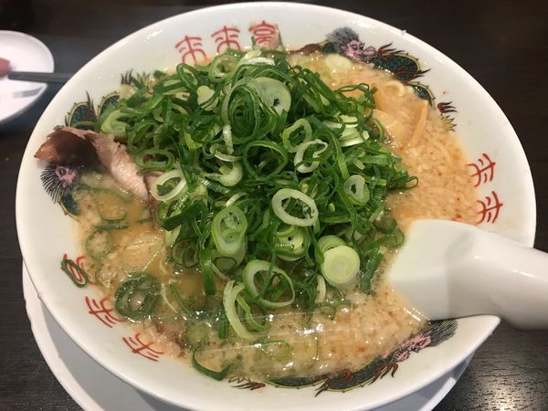 「こってりラーメン中太麺固め 745円」@来来亭 相武台店の写真