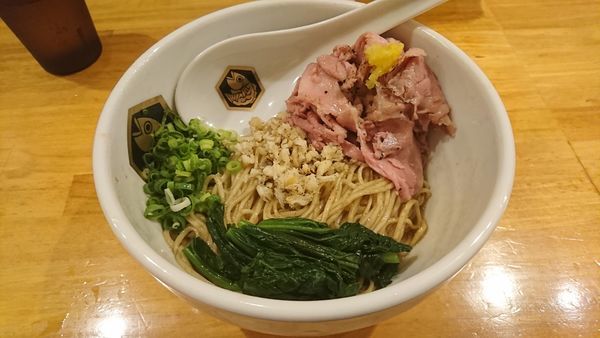 「鯛油そば」@真鯛らーめん 麺魚の写真