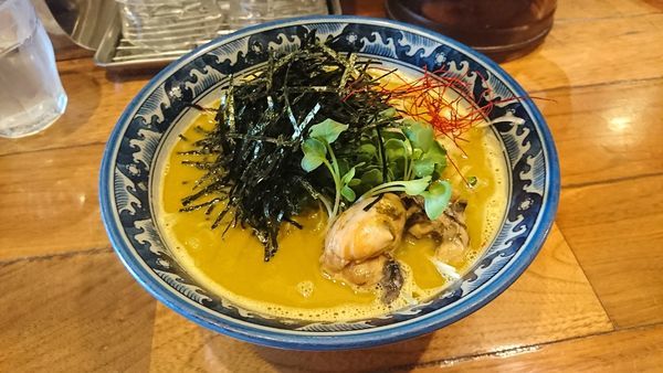 「牡蠣・拉麺」@麺や佐市の写真