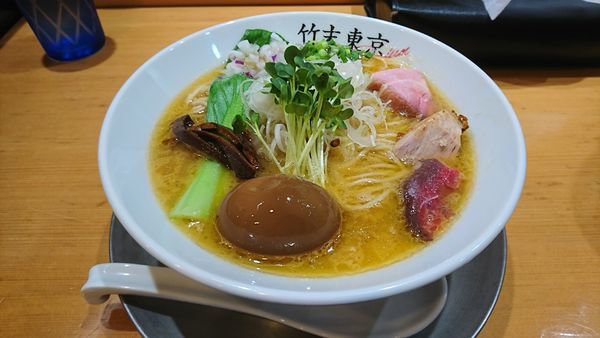 「味玉鶏そば」@竹末東京プレミアムの写真