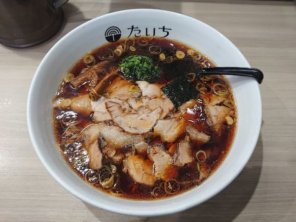 「醤油チャーシュー大盛 900円」@ラーメン たいちの写真