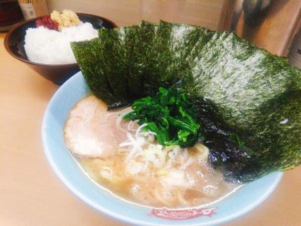 「ラーメン」@横浜ラーメン 町田家 新宿南口店の写真