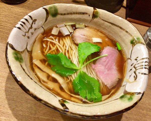 「炙り正油そば〜生正油ver.〜 & ビール」@麺屋 椿丸の写真