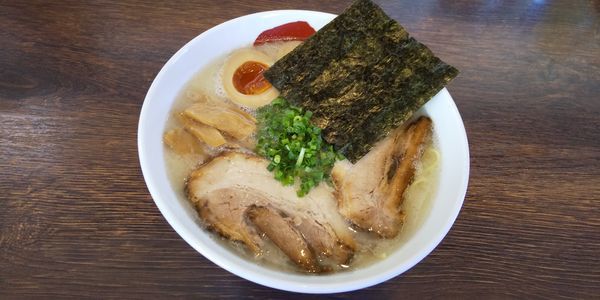 「味玉Sio豚骨」@麺屋 三四郎の写真