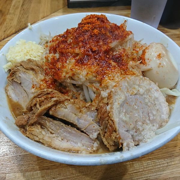 「ラーメン 特製」@デカ盛り戦隊 豚レンジャーの写真