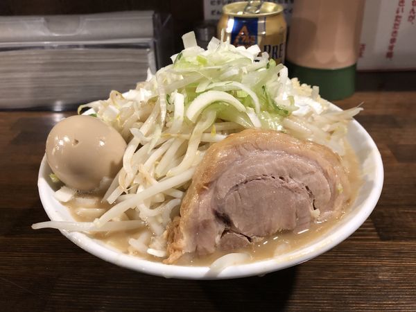 「ミニらーめん＋味玉＋缶ビール」@ちばから 渋谷道玄坂店の写真