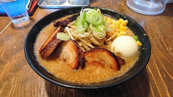 「味玉チャーシュー秩父味噌らーめん」@麺屋たつみ 喜心 狭山店の写真