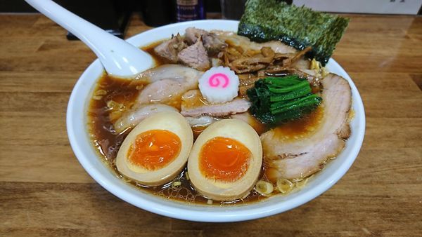 「しょうゆチャーシューメン 味玉」@オランダ軒の写真