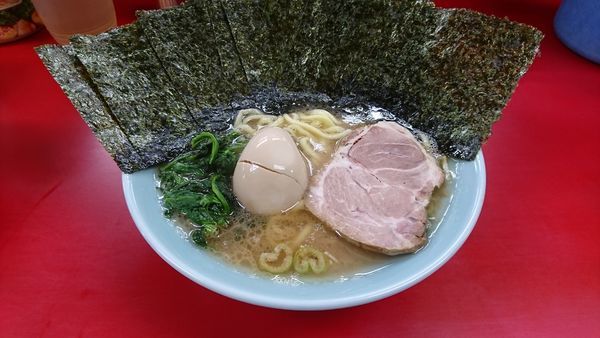 「ラーメン のり増し 味玉玉子」@横浜家系ラーメン 末広家の写真