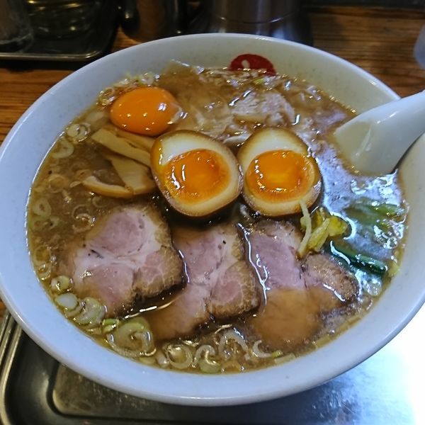 「まるきそば ゆず 生玉子」@中華そば まるきの写真